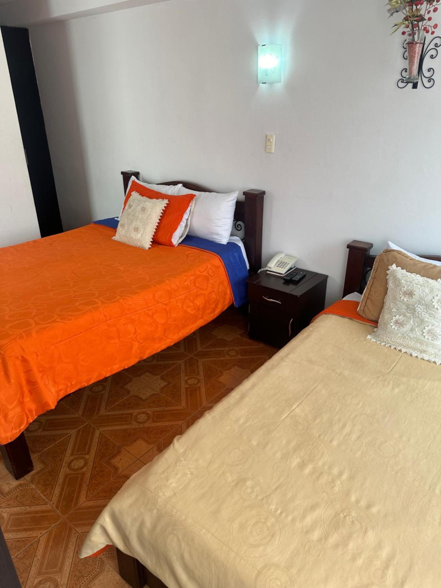 Hotel Royal Suite 马尼萨莱斯 外观 照片