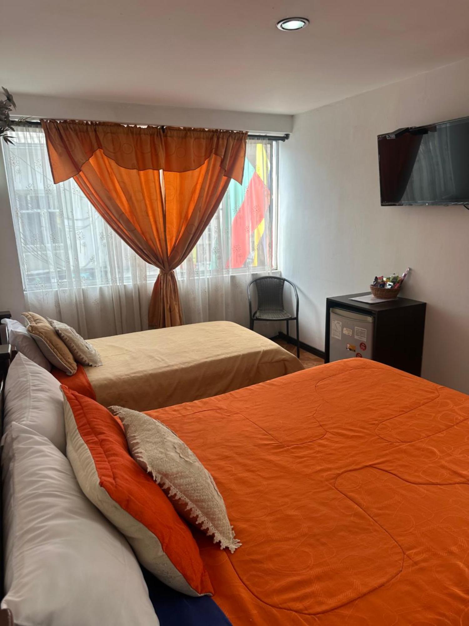 Hotel Royal Suite 马尼萨莱斯 外观 照片