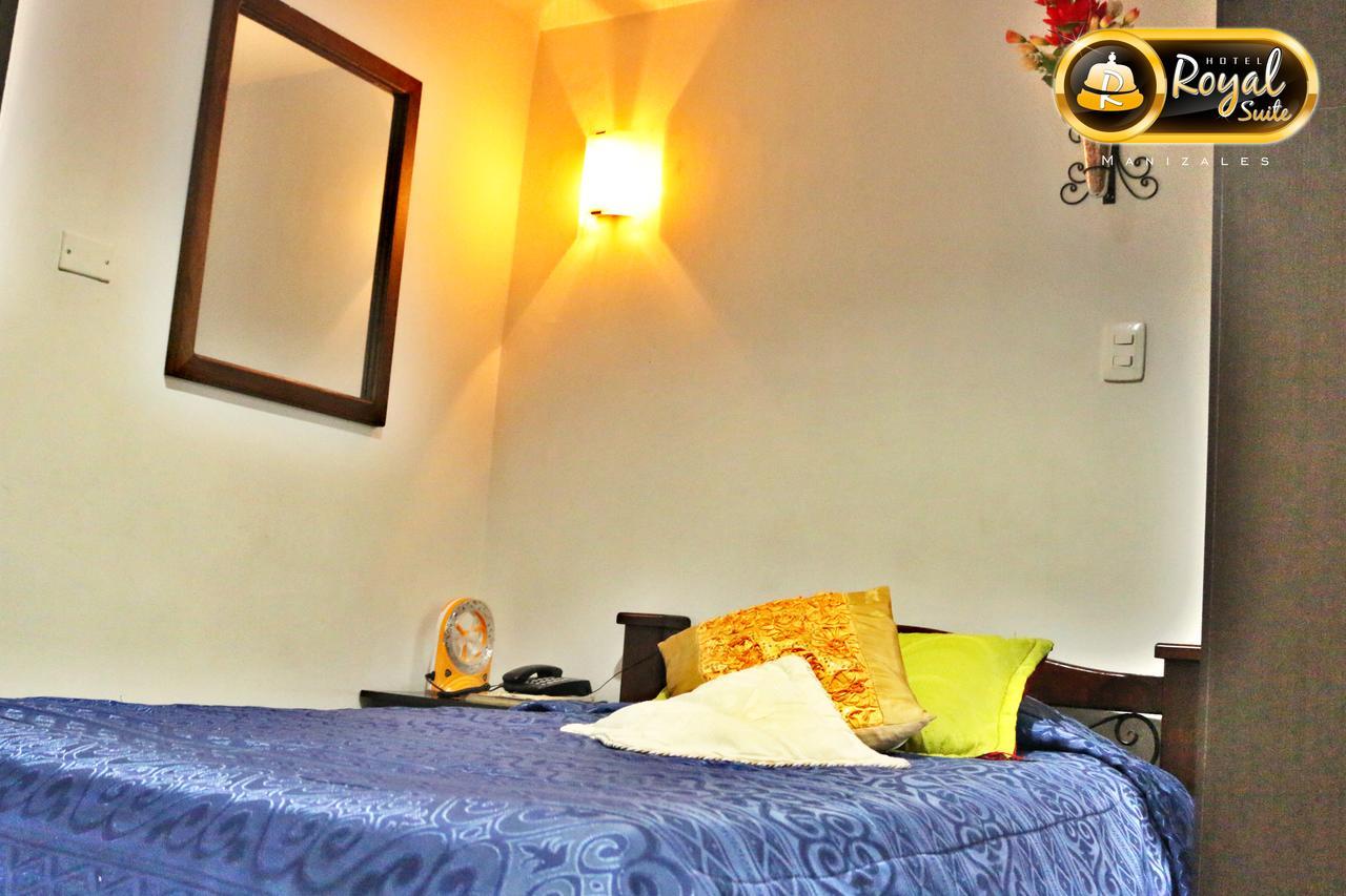 Hotel Royal Suite 马尼萨莱斯 外观 照片