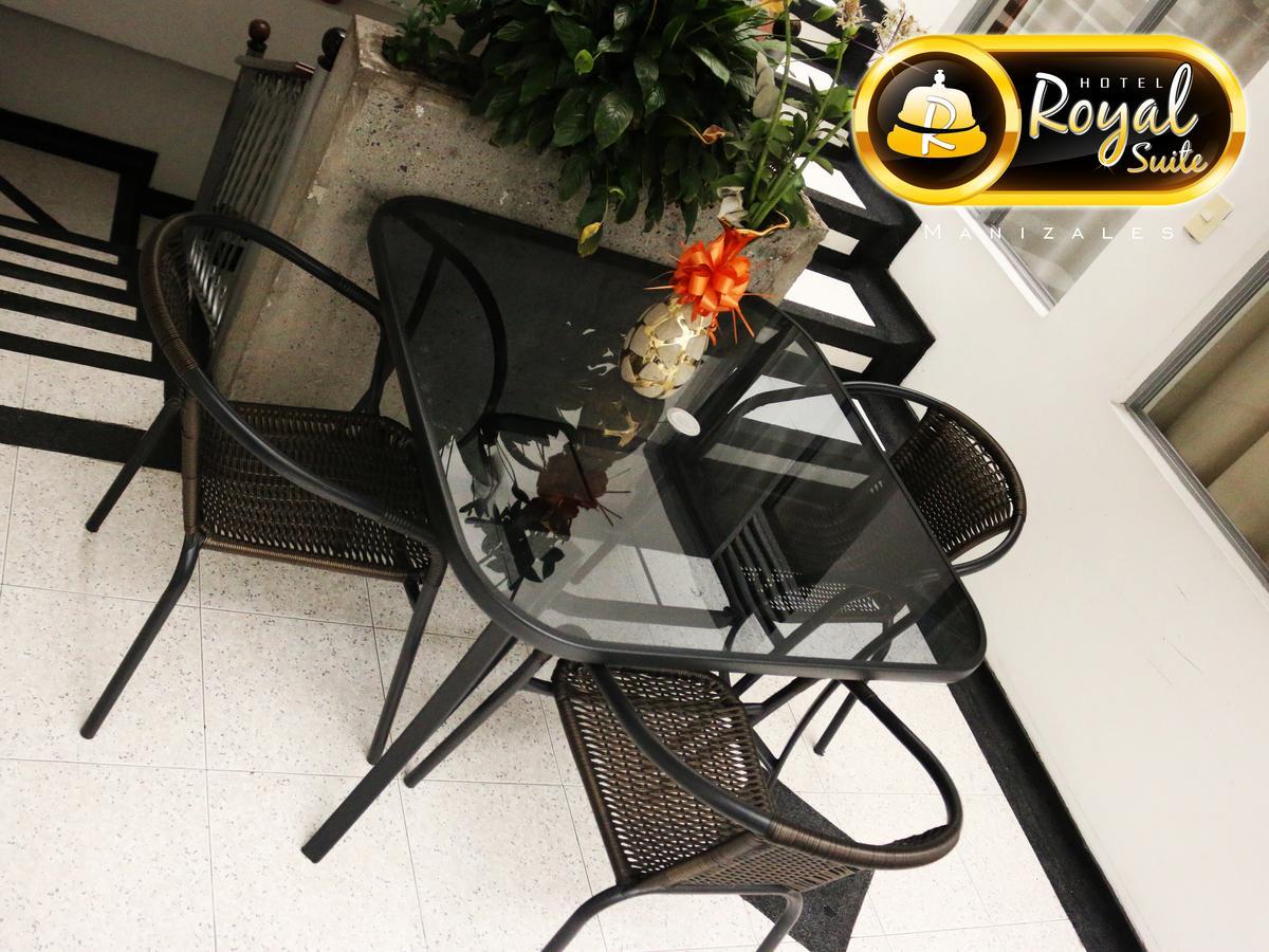 Hotel Royal Suite 马尼萨莱斯 外观 照片