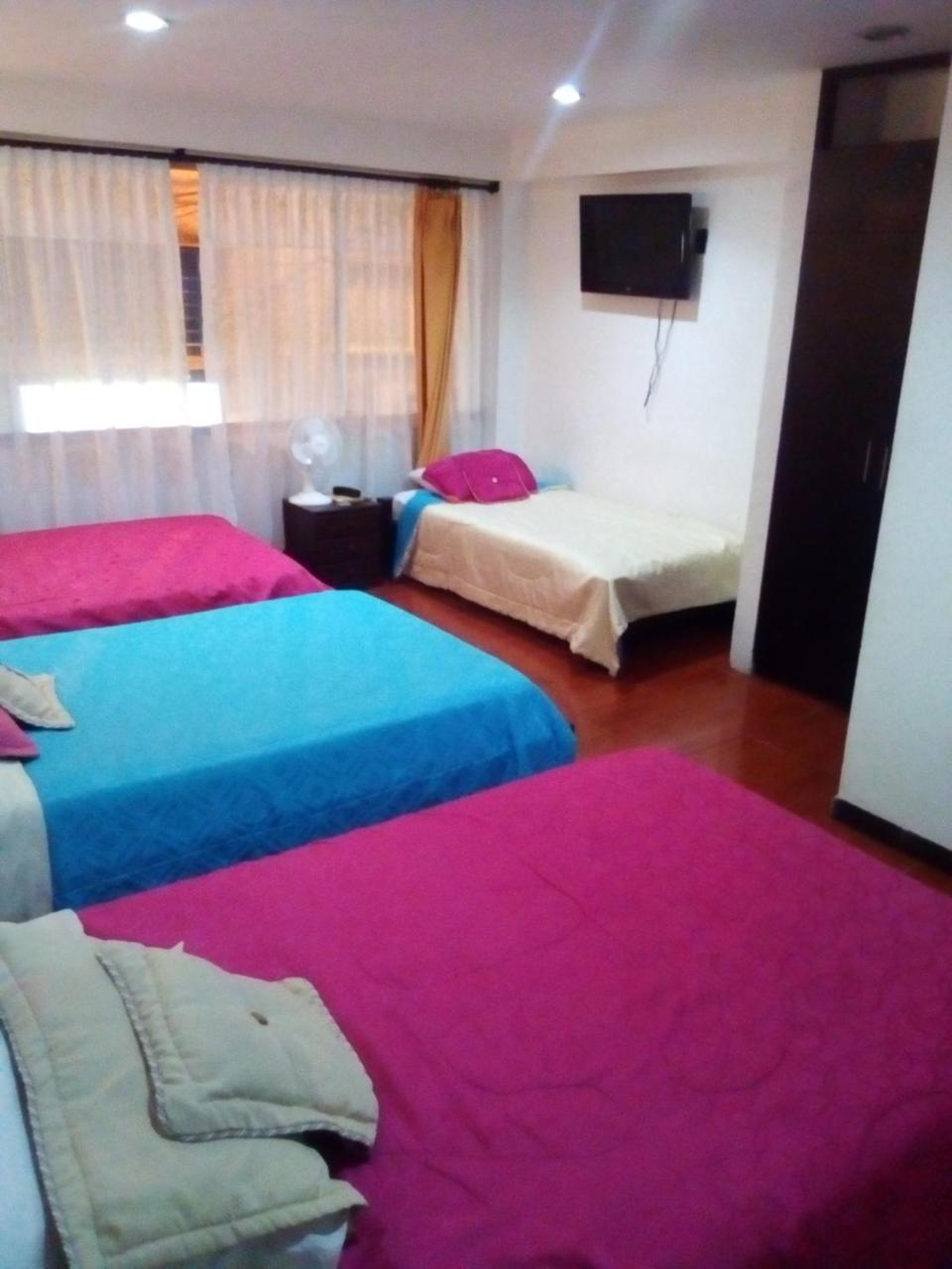 Hotel Royal Suite 马尼萨莱斯 外观 照片
