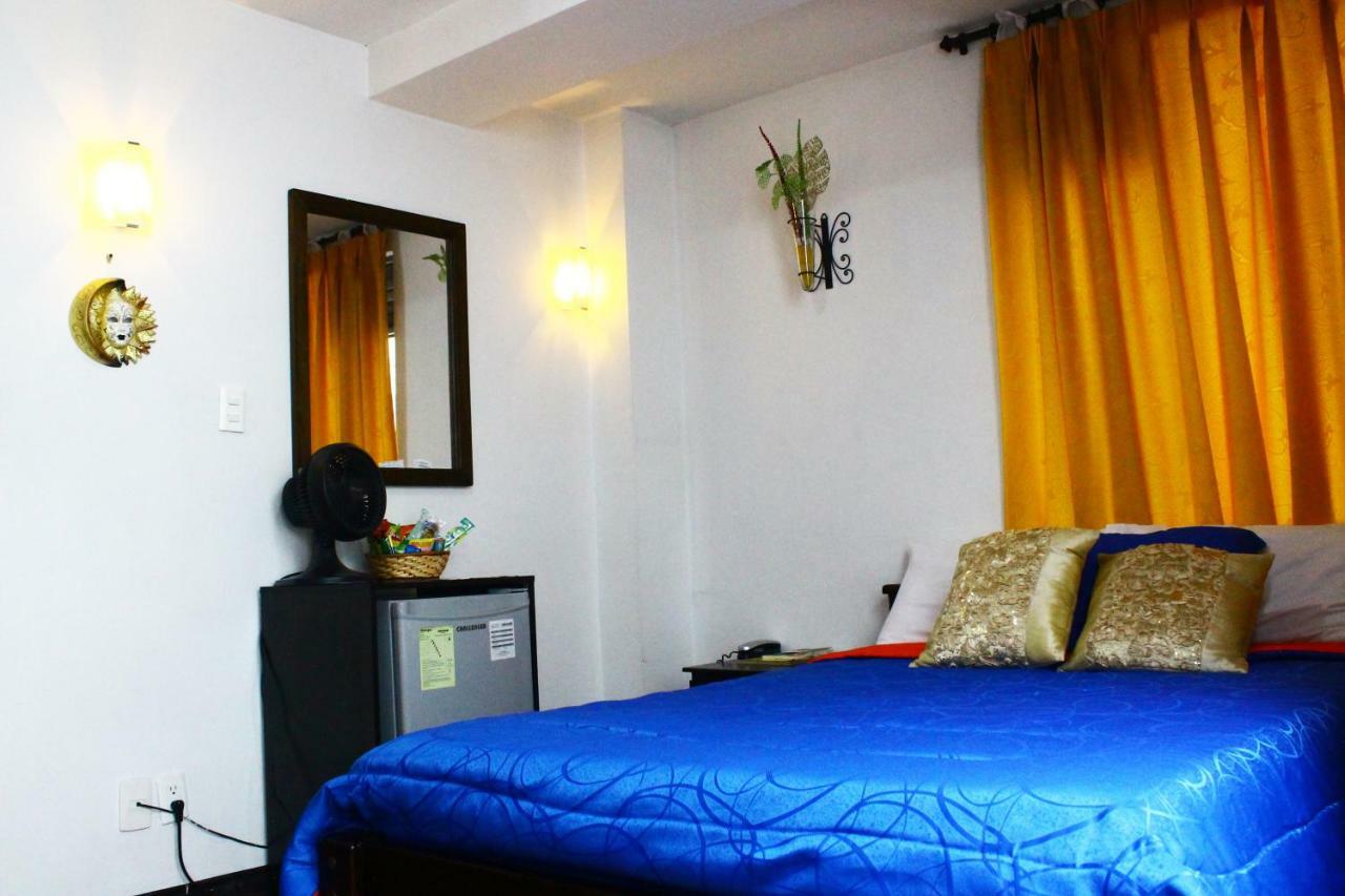 Hotel Royal Suite 马尼萨莱斯 外观 照片