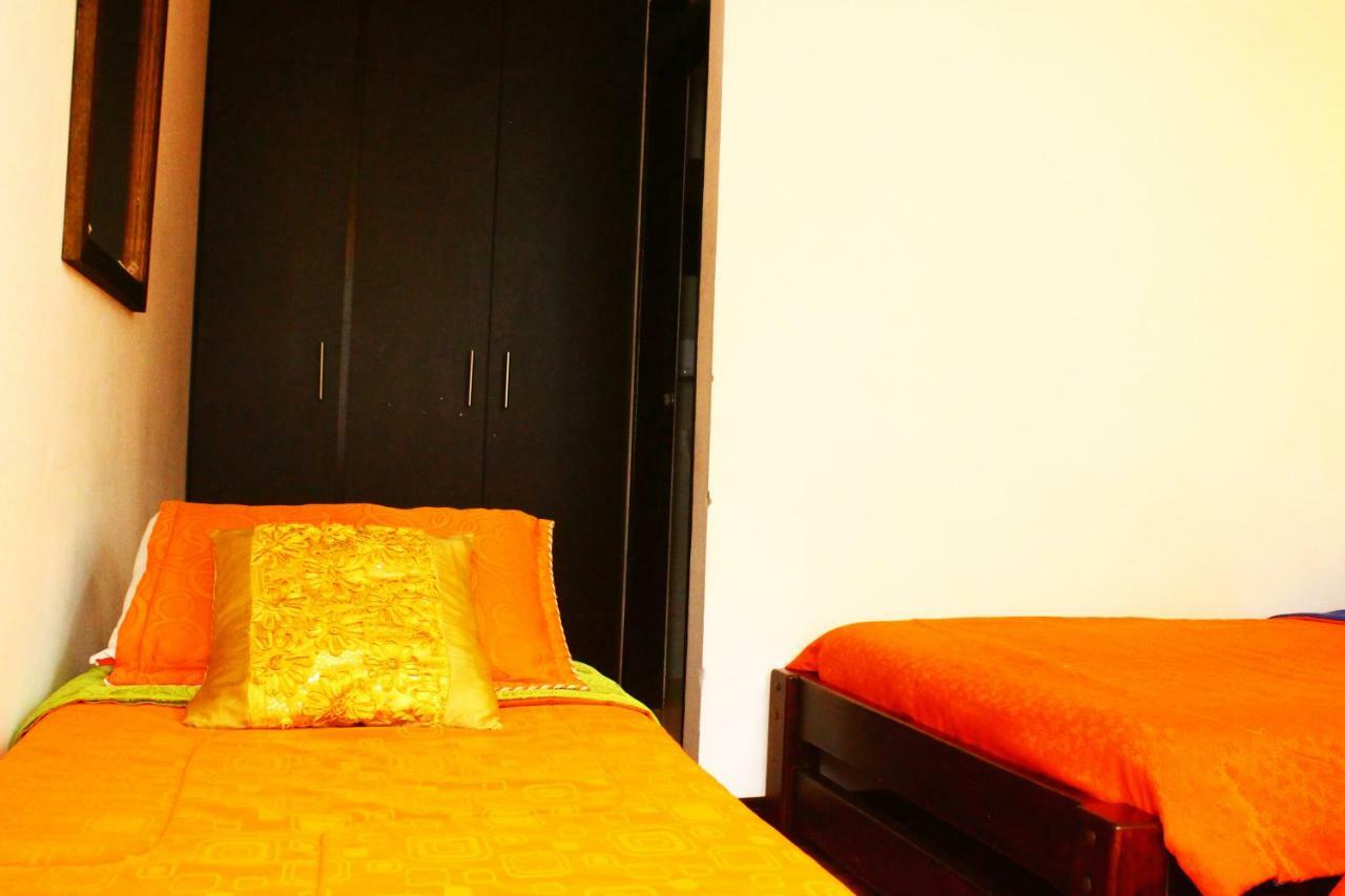 Hotel Royal Suite 马尼萨莱斯 外观 照片