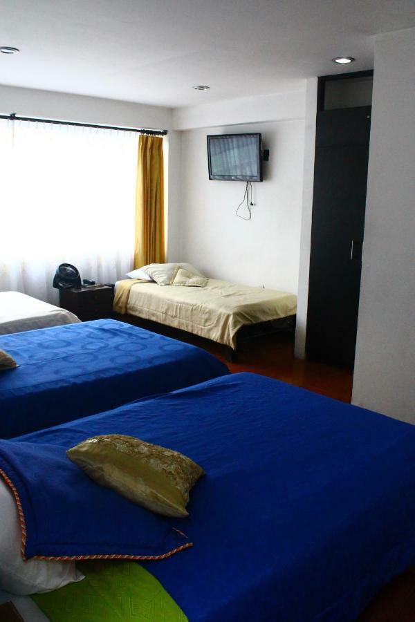 Hotel Royal Suite 马尼萨莱斯 外观 照片